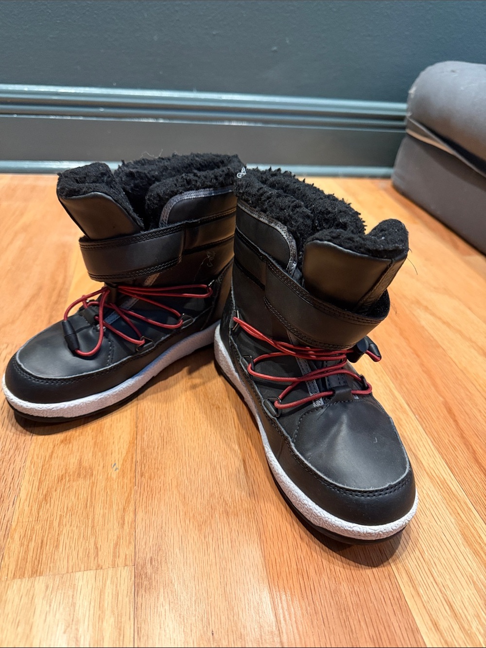 Moon Boot Junior Black Winter Snow Boots EU 34 US Kids 2.5  Faux Fur Insulated